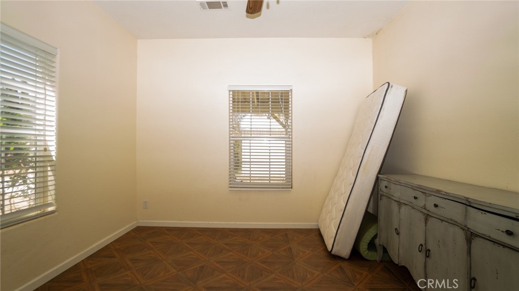 21360 Como Property Photo 28