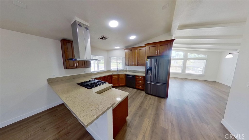 10301 Wagonroad W Property Photo 7