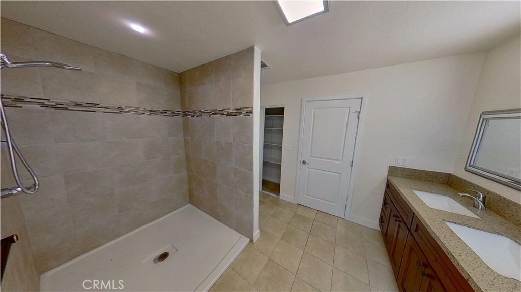 10301 Wagonroad W Property Photo 13
