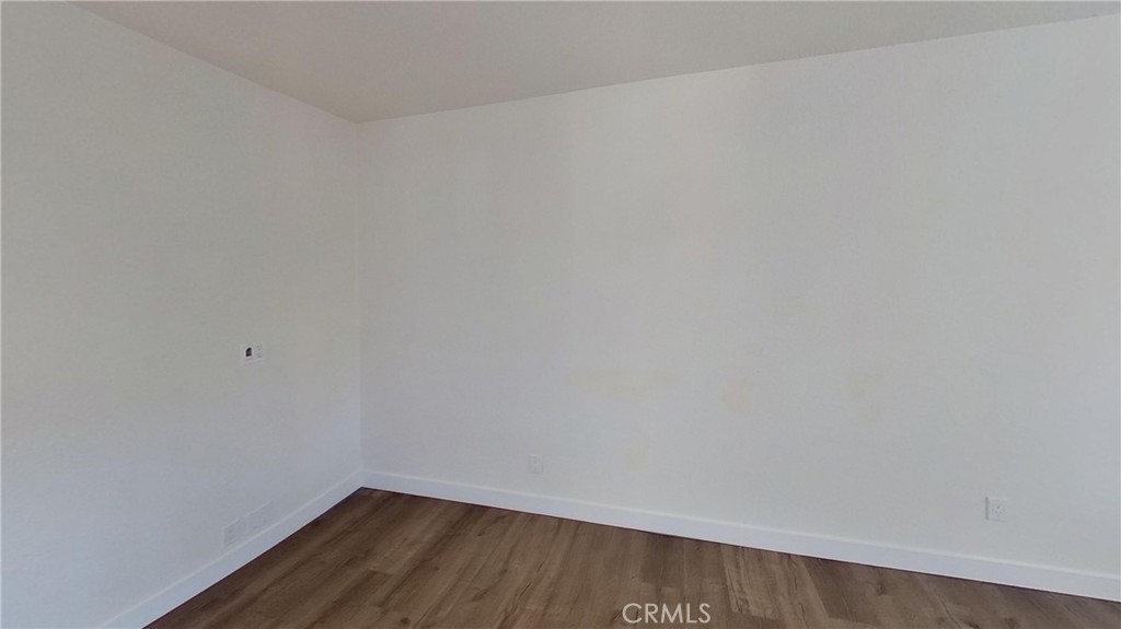 10301 Wagonroad W Property Photo 15