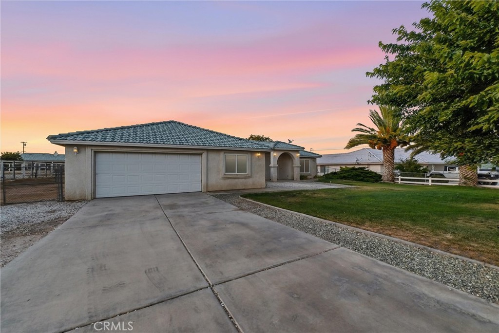 18822 Westlawn Street Property Photo 8