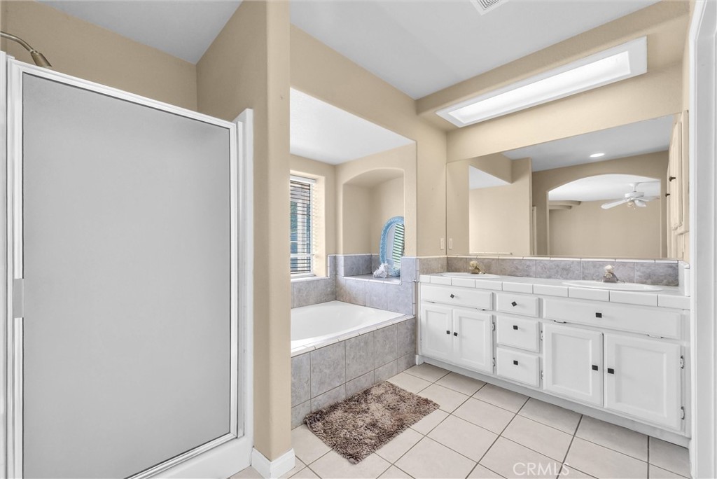 18822 Westlawn Street Property Photo 24