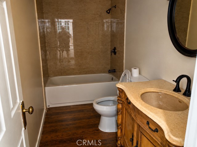 12942 Newhope Property Photo 7