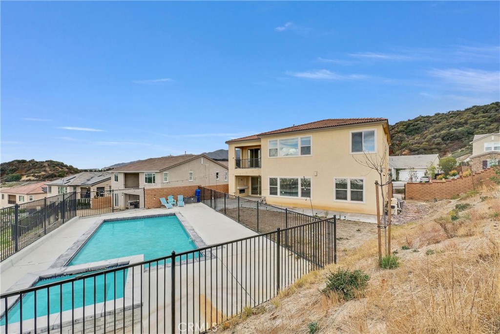 2575 Sierra Bella Property Photo 4