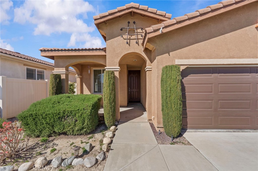 1486 Signal Peak Property Photo 1