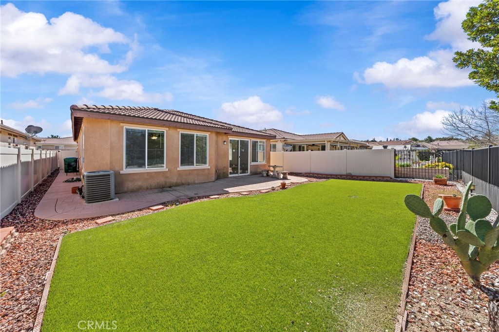 1486 Signal Peak Property Photo 14