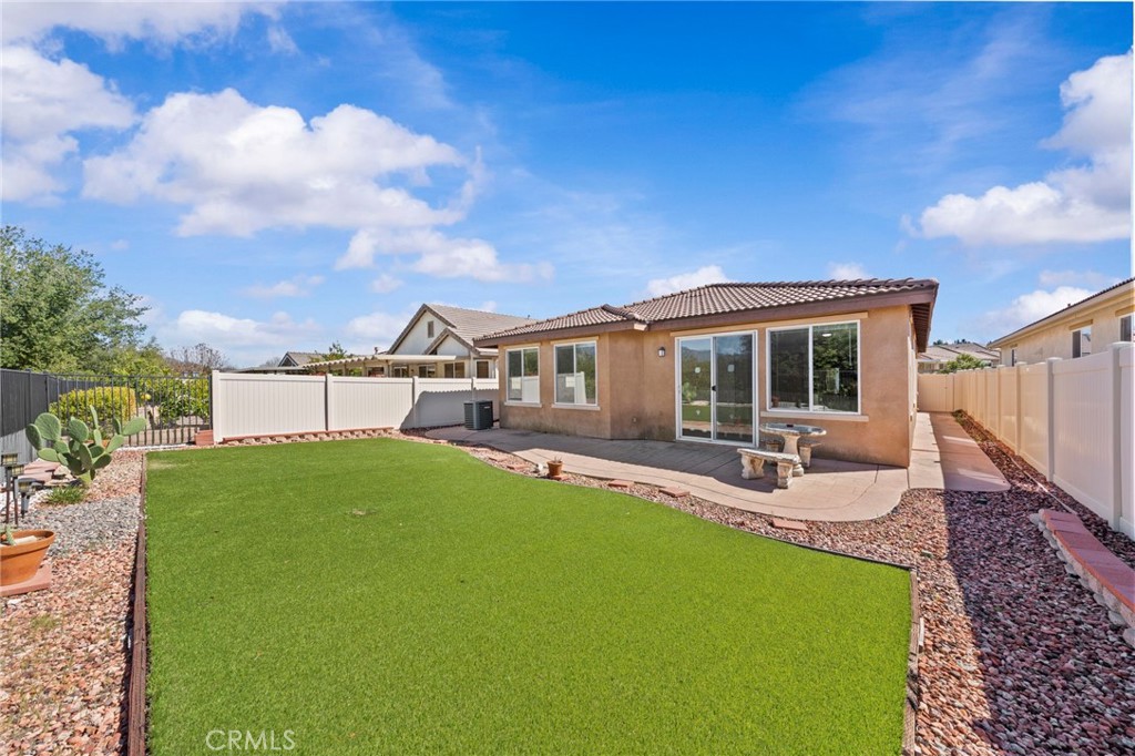 1486 Signal Peak Property Photo 15