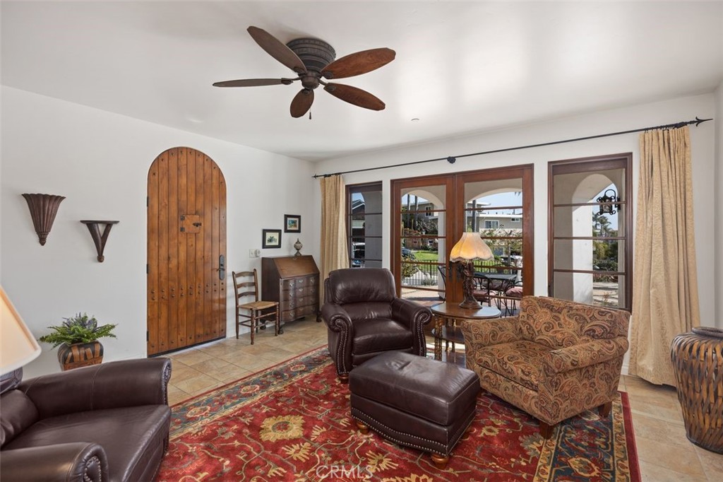 240 Avenida Rosa B Property Photo 8