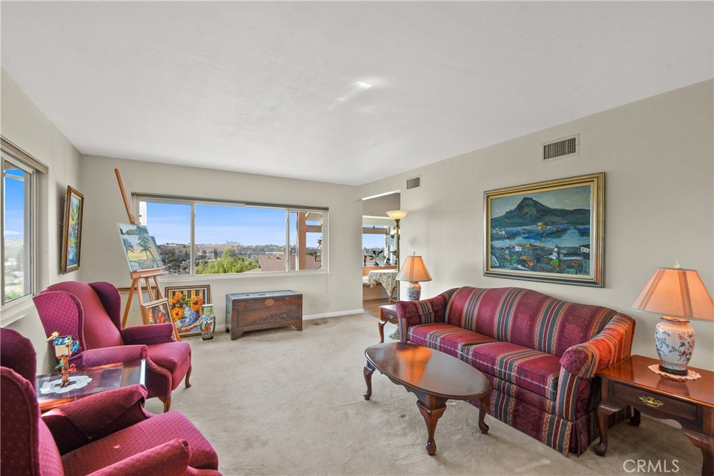 2023 Emerald Way Property Photo 6