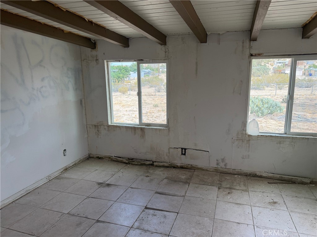 6587 Rose Ellen Avenue Property Photo 9