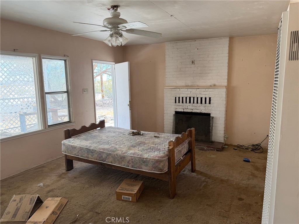 6316 Isleta Road Property Photo 2