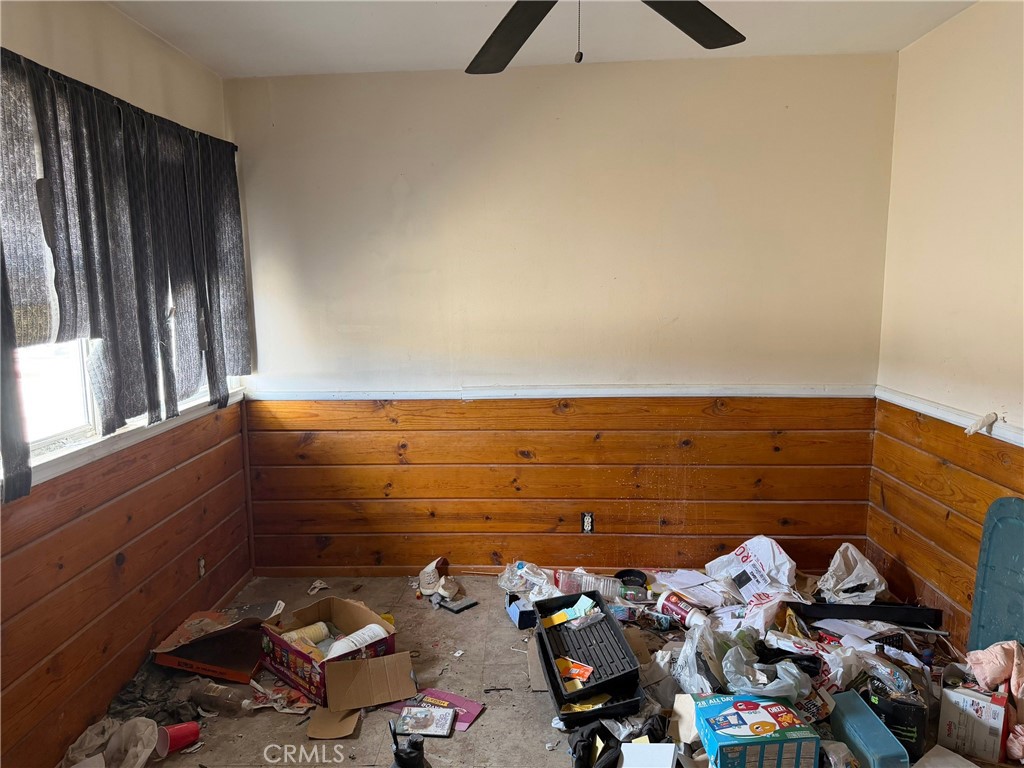 6316 Isleta Road Property Photo 4