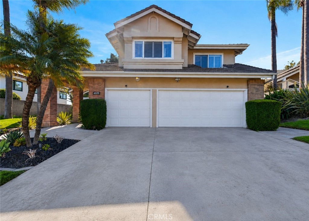 4025 E Regency Property Photo 3