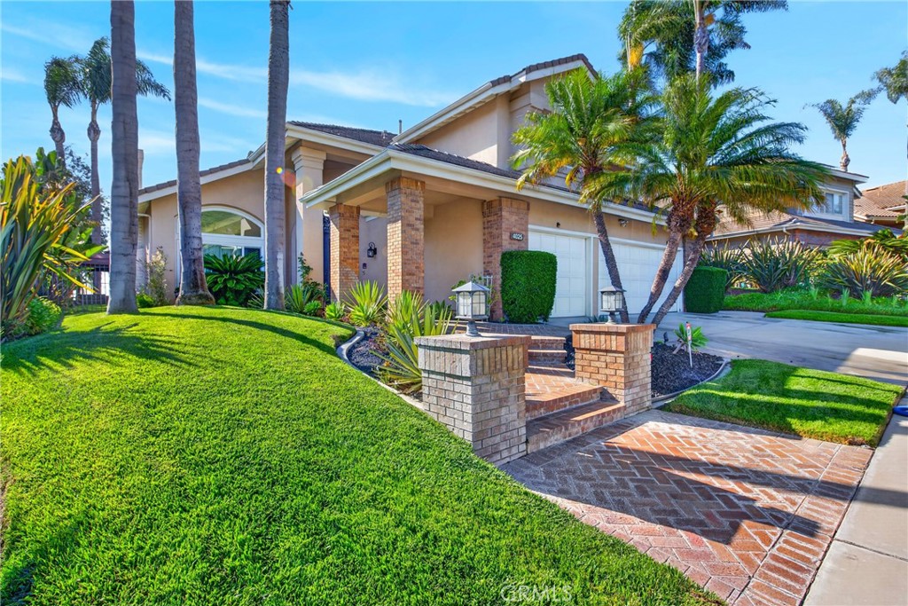 4025 E Regency Property Photo 4
