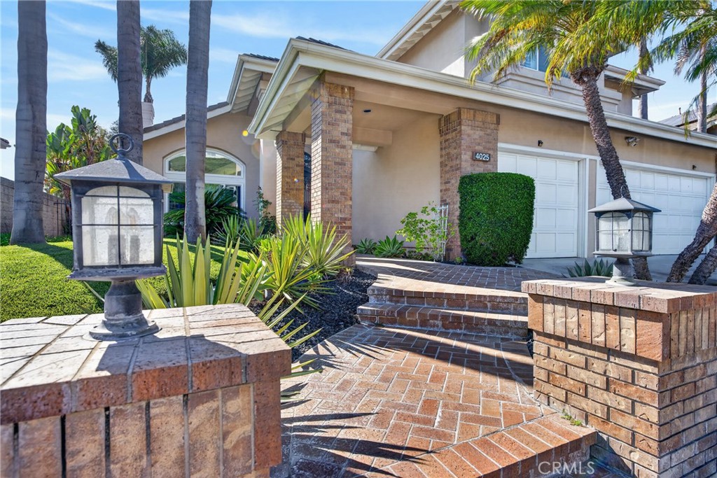 4025 E Regency Property Photo 6