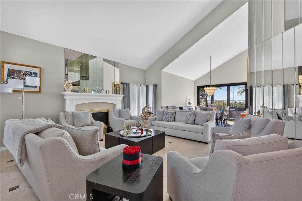 4025 E Regency Property Photo 10