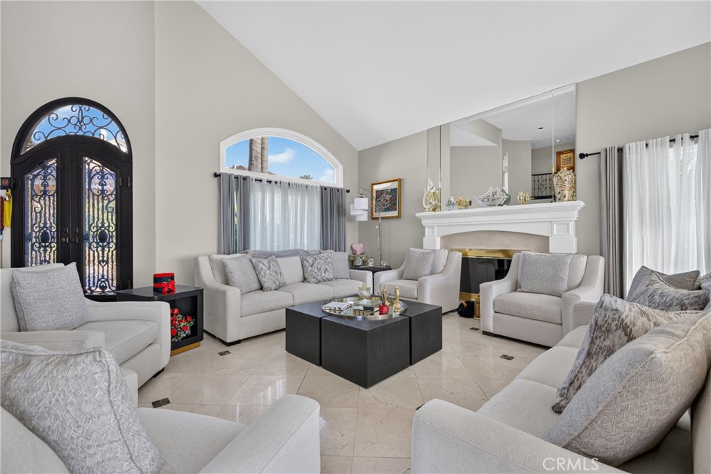 4025 E Regency Property Photo 11