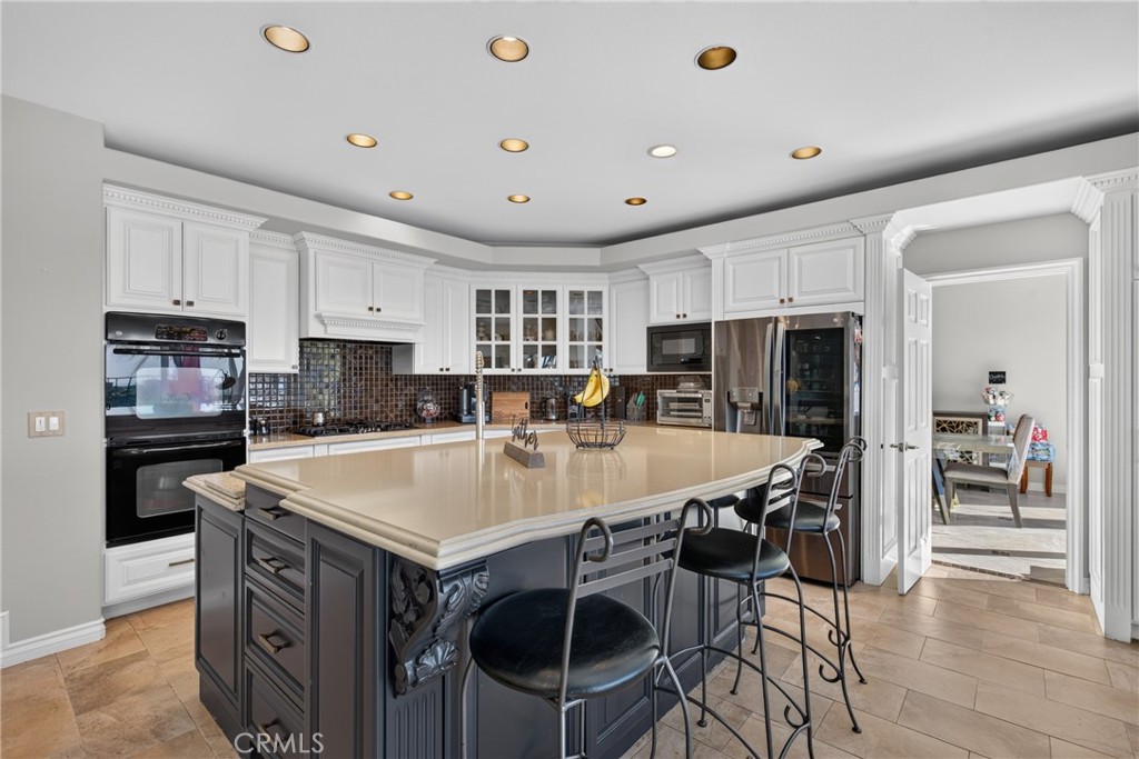 4025 E Regency Property Photo 16
