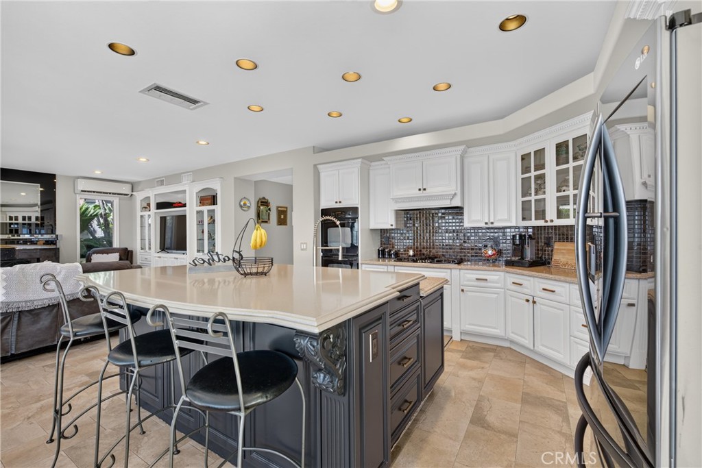 4025 E Regency Property Photo 17