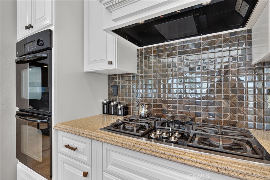 4025 E Regency Property Photo 23