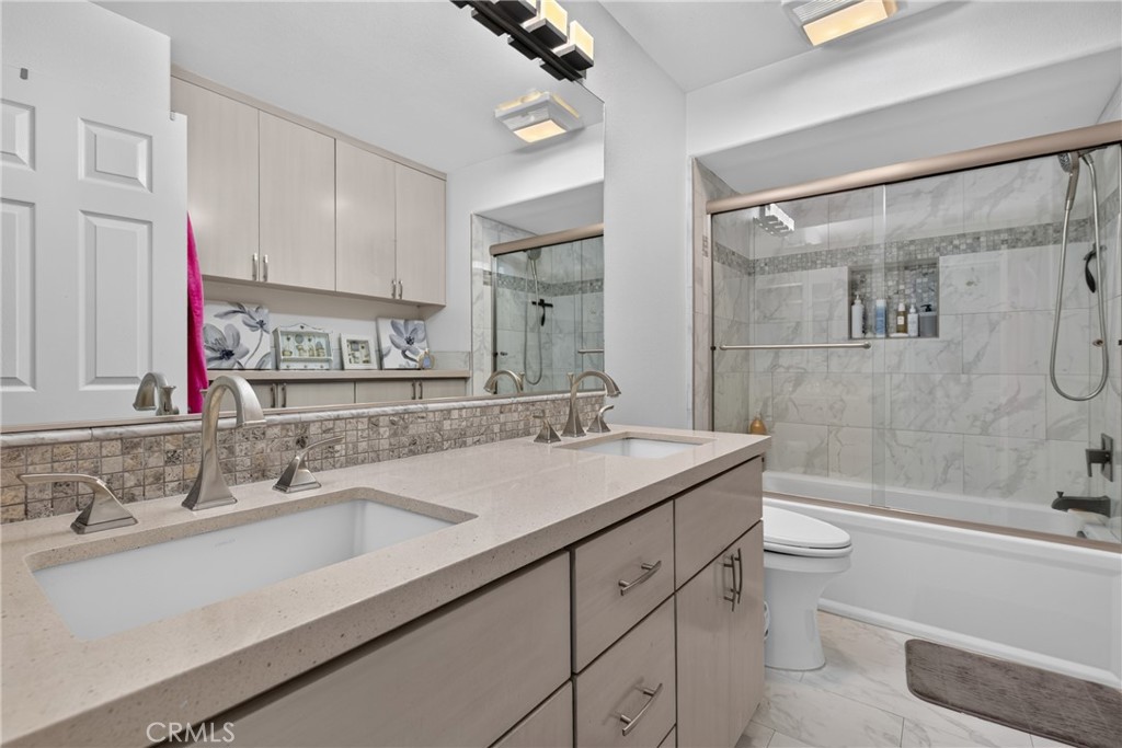 4025 E Regency Property Photo 49