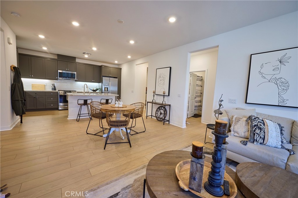 1000 Lasso 303 Property Photo 8