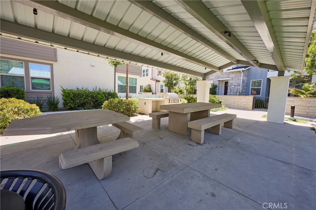 1000 Lasso 303 Property Photo 27
