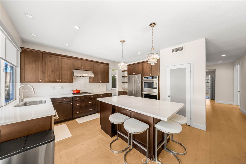 10935 Osterman Avenue Property Photo 12