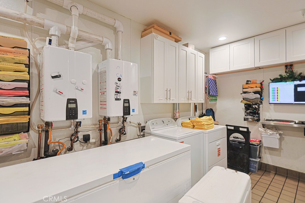 11095 Warner Property Photo 27