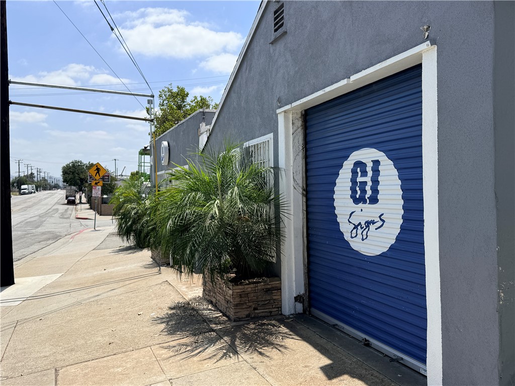 1405 W Olympic Property Photo 4