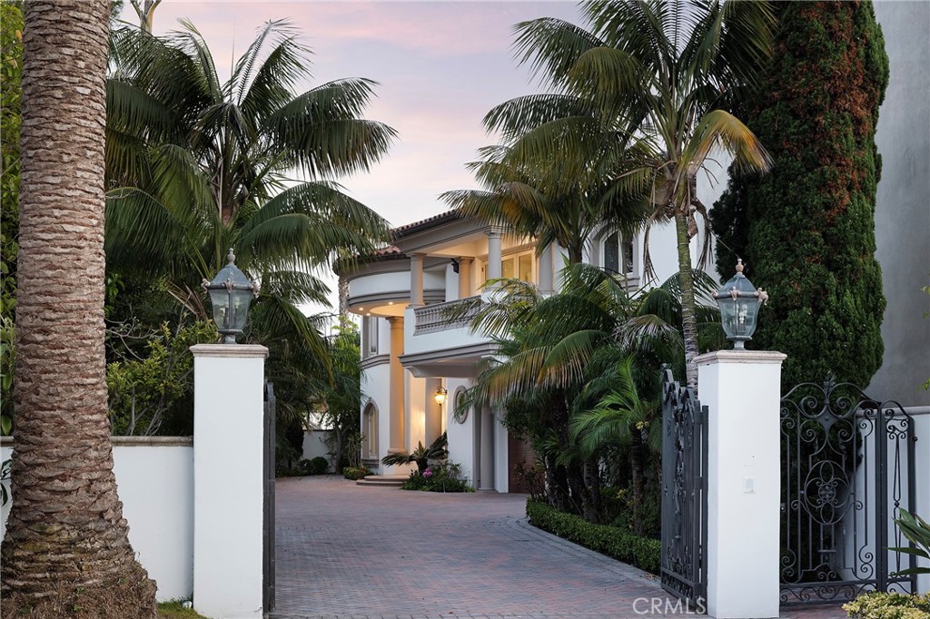 71 Ritz Cove Property Photo 1
