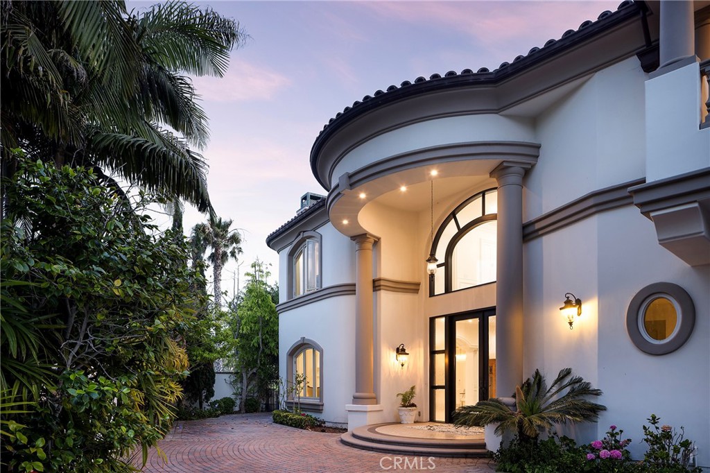 71 Ritz Cove Property Photo 3