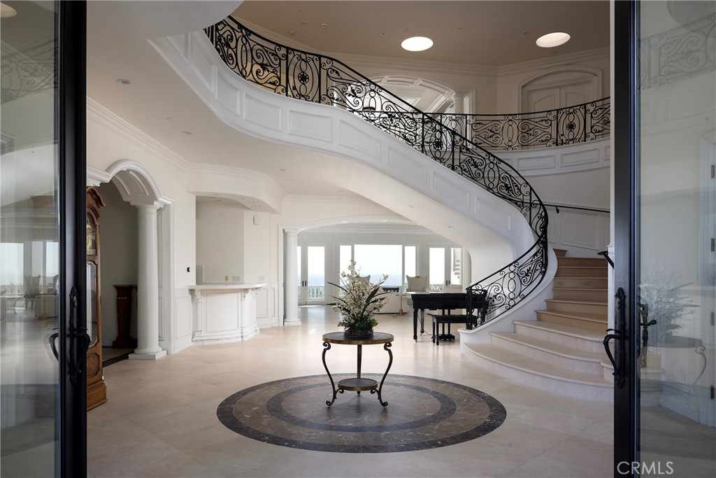 71 Ritz Cove Property Photo 4