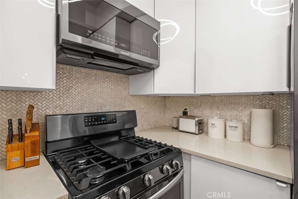 7110 La Tijera J202 Property Photo 11