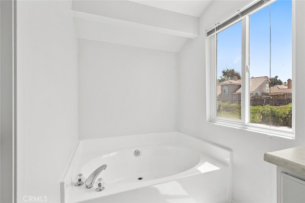 29777 Via Las Chacras Property Photo 24