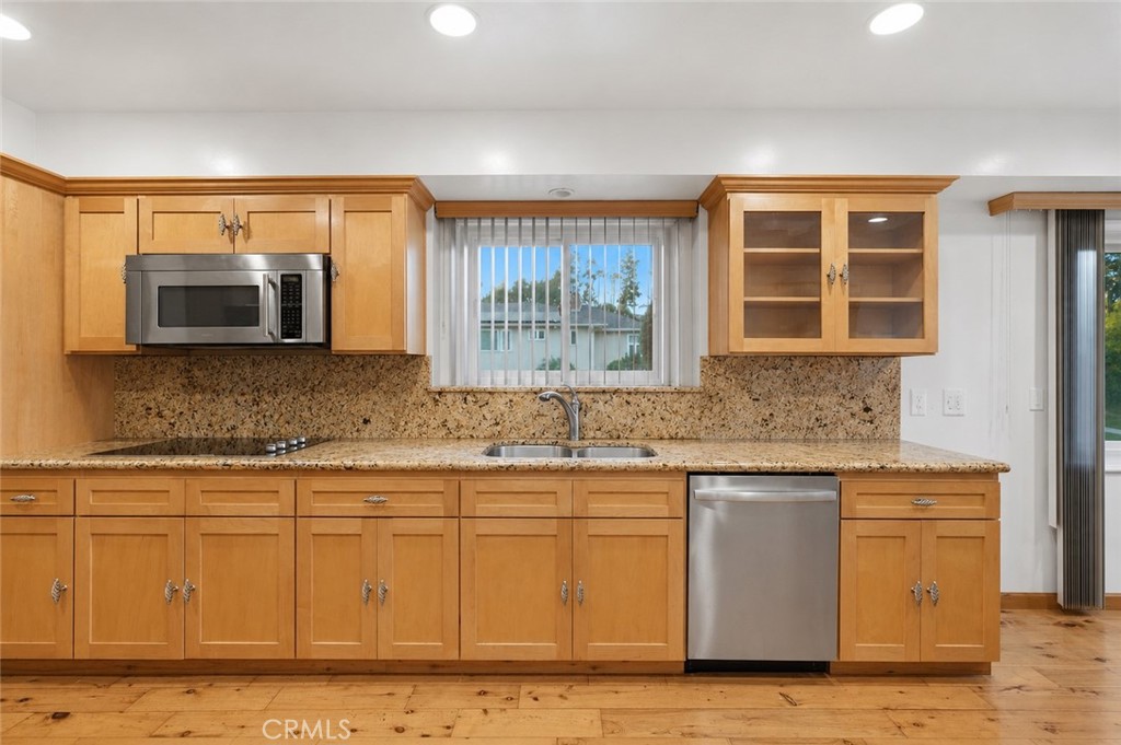 4715 Presidio Property Photo 6