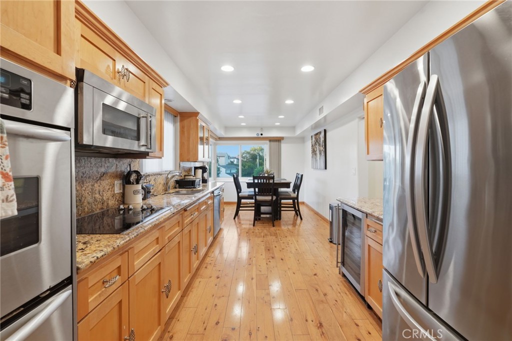 4715 Presidio Property Photo 7