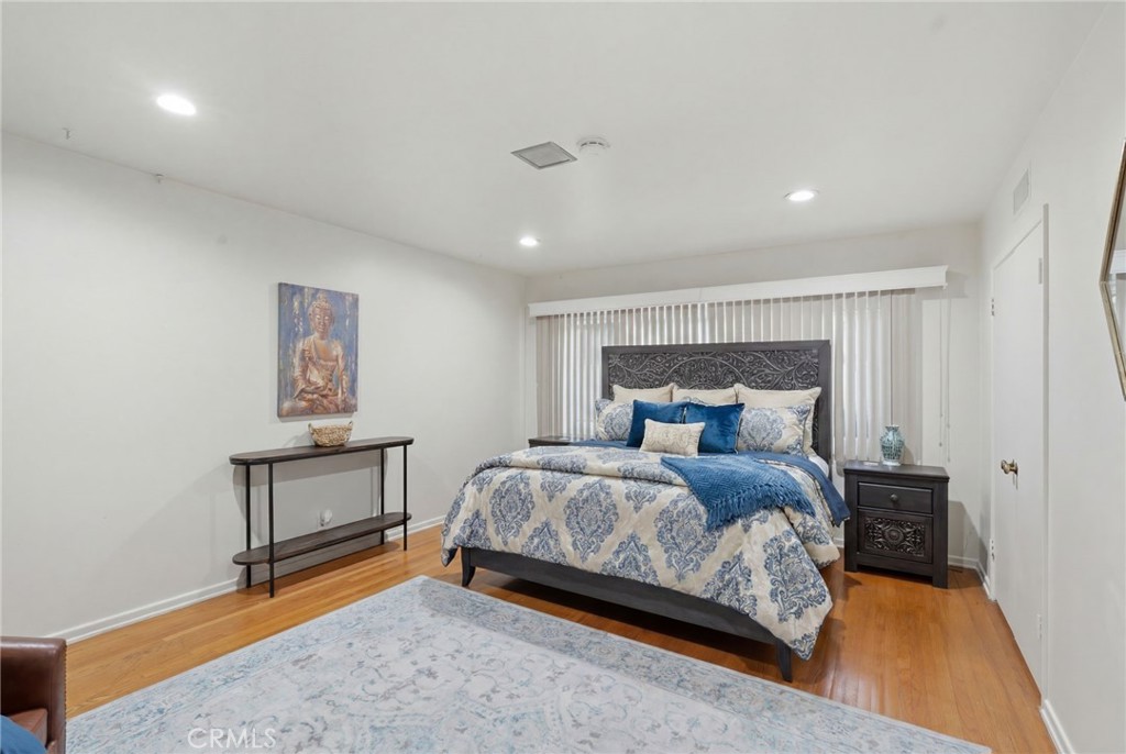 4715 Presidio Property Photo 24