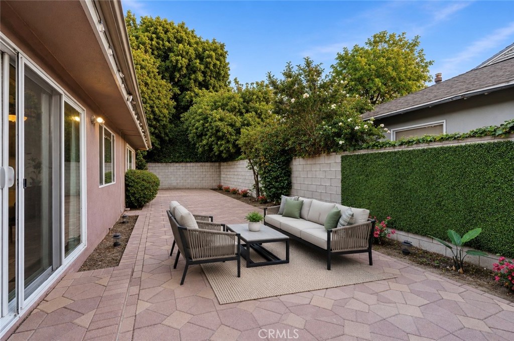 4715 Presidio Property Photo 29