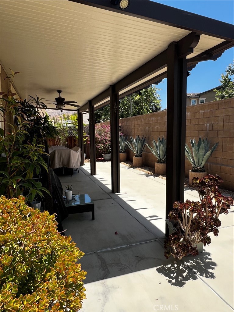 11555 Valley Oak Lane Property Photo 6