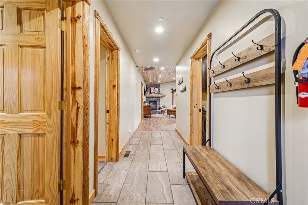933 Spruce Property Photo 8