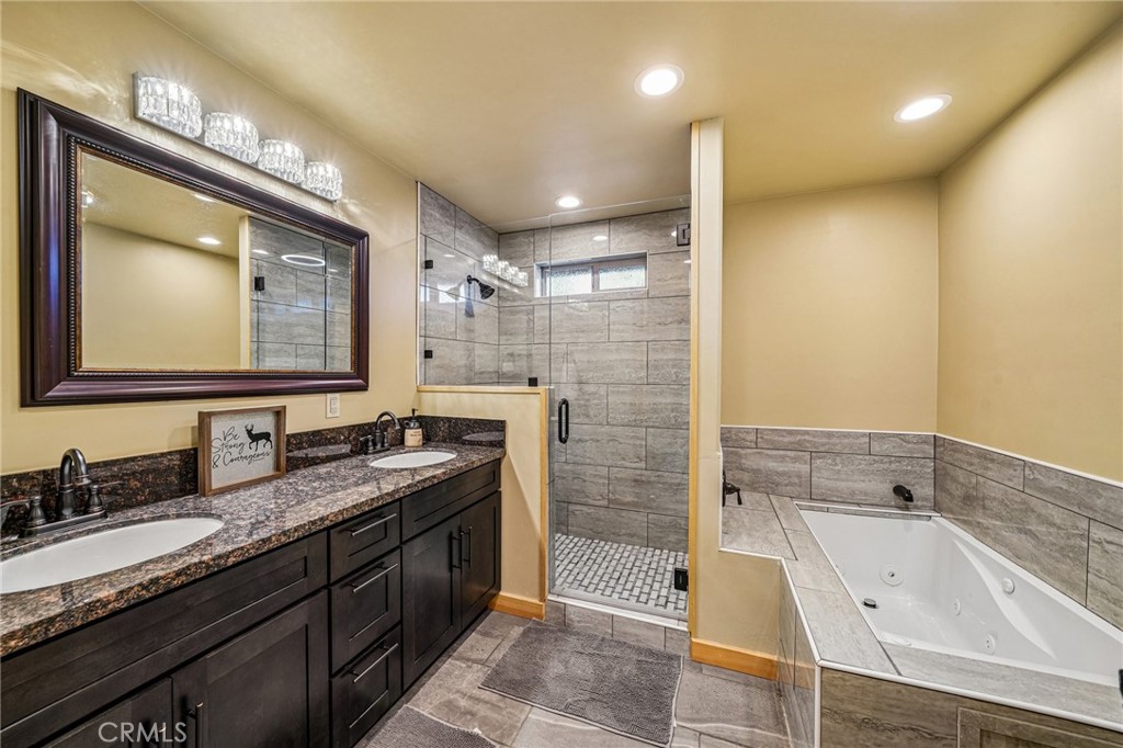 933 Spruce Property Photo 36