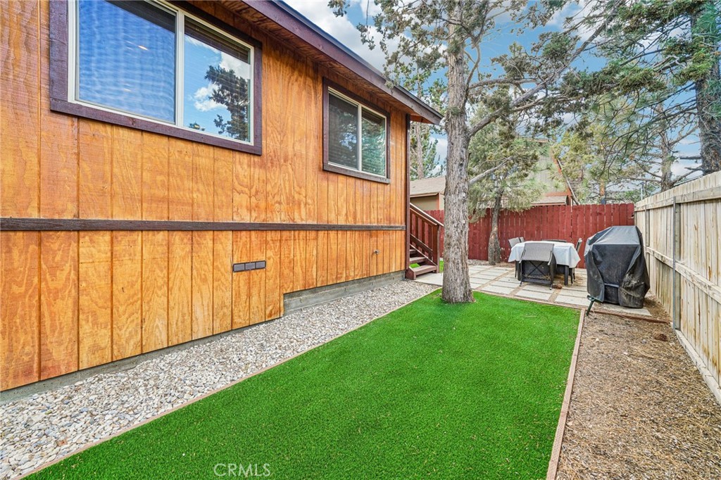 933 Spruce Property Photo 56