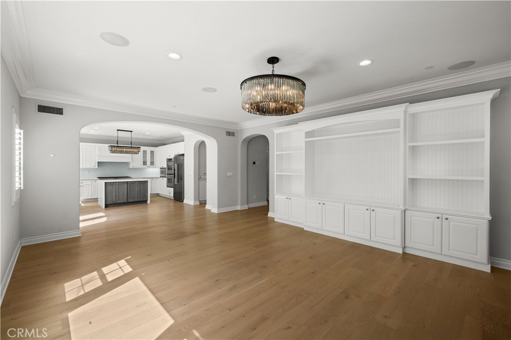 66 Eclipse Property Photo 12