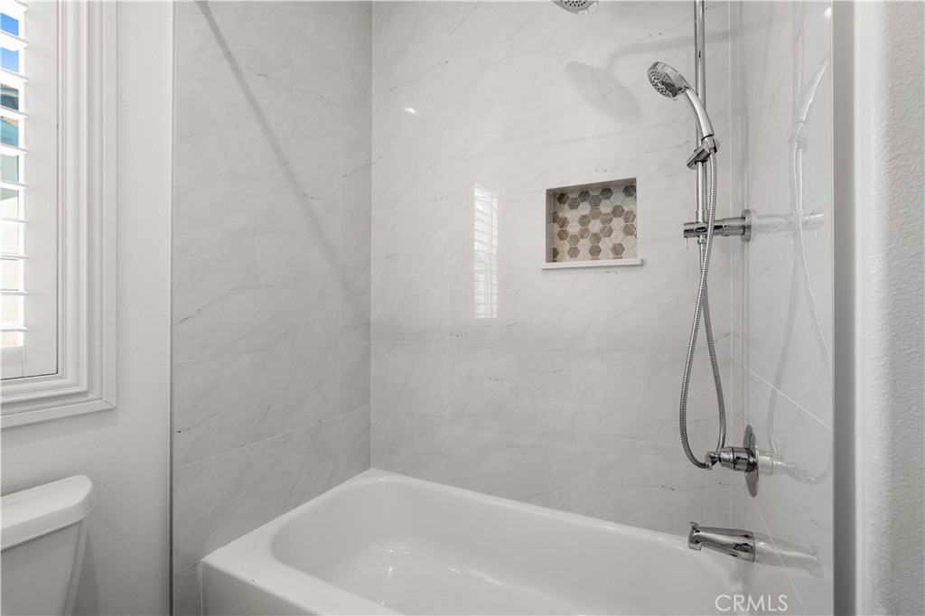 66 Eclipse Property Photo 34