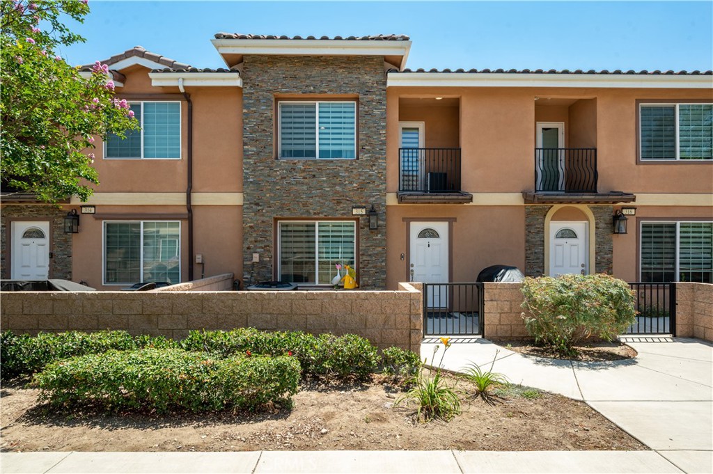 16408 Valencia 315 Property Photo 1
