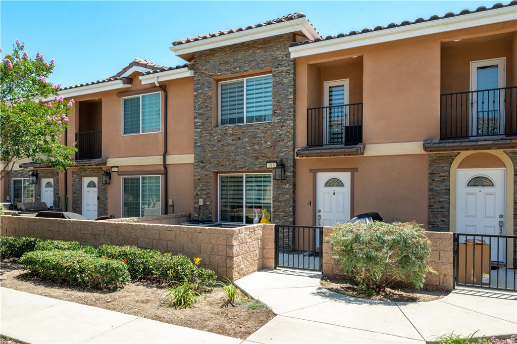 16408 Valencia 315 Property Photo 2