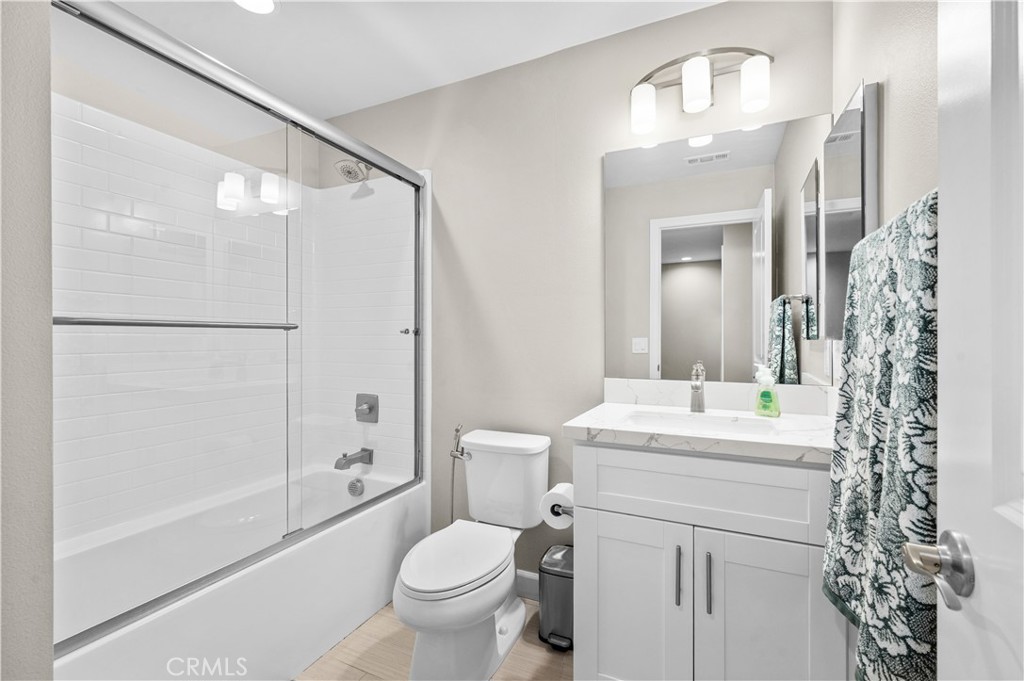 16408 Valencia 315 Property Photo 27