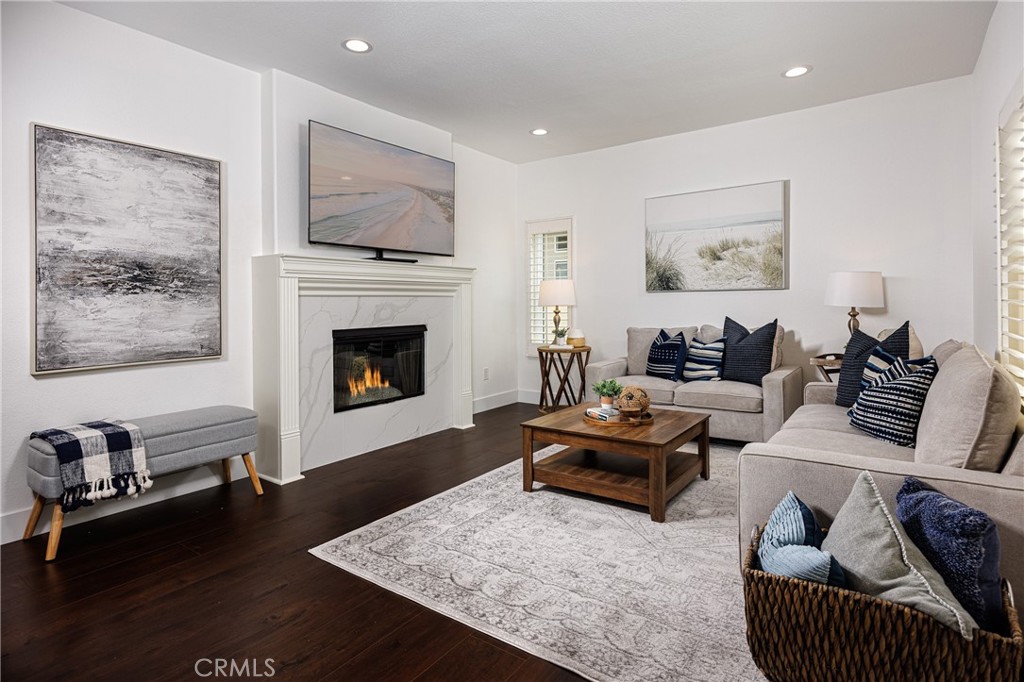 21 Somerset Property Photo 6