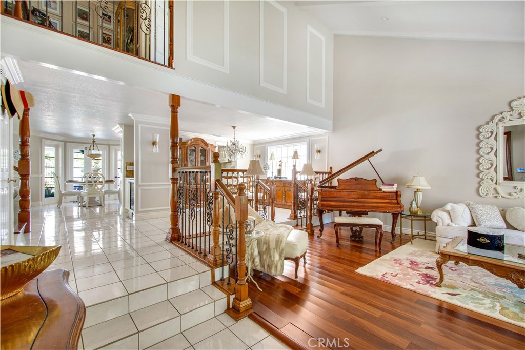 1736 Peacock Property Photo 10